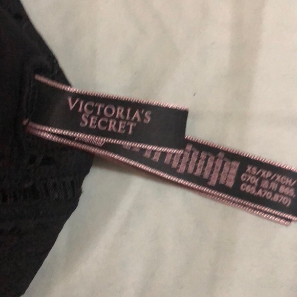 Victoria’s Secret Black lace bralette - Picture 3 of 4